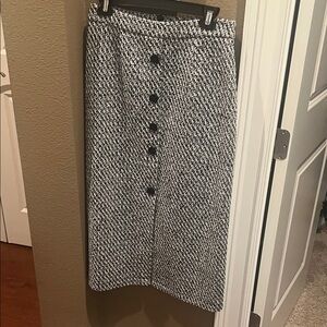 Commense Monochrome Button-Down Skirt